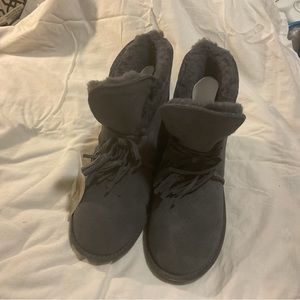 Bearpaw ankle Boots